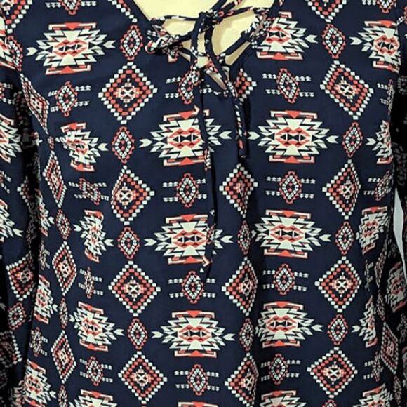 Xhilaration green southwestern style shift dress cut out back M lightweight - Picture 4 of 5